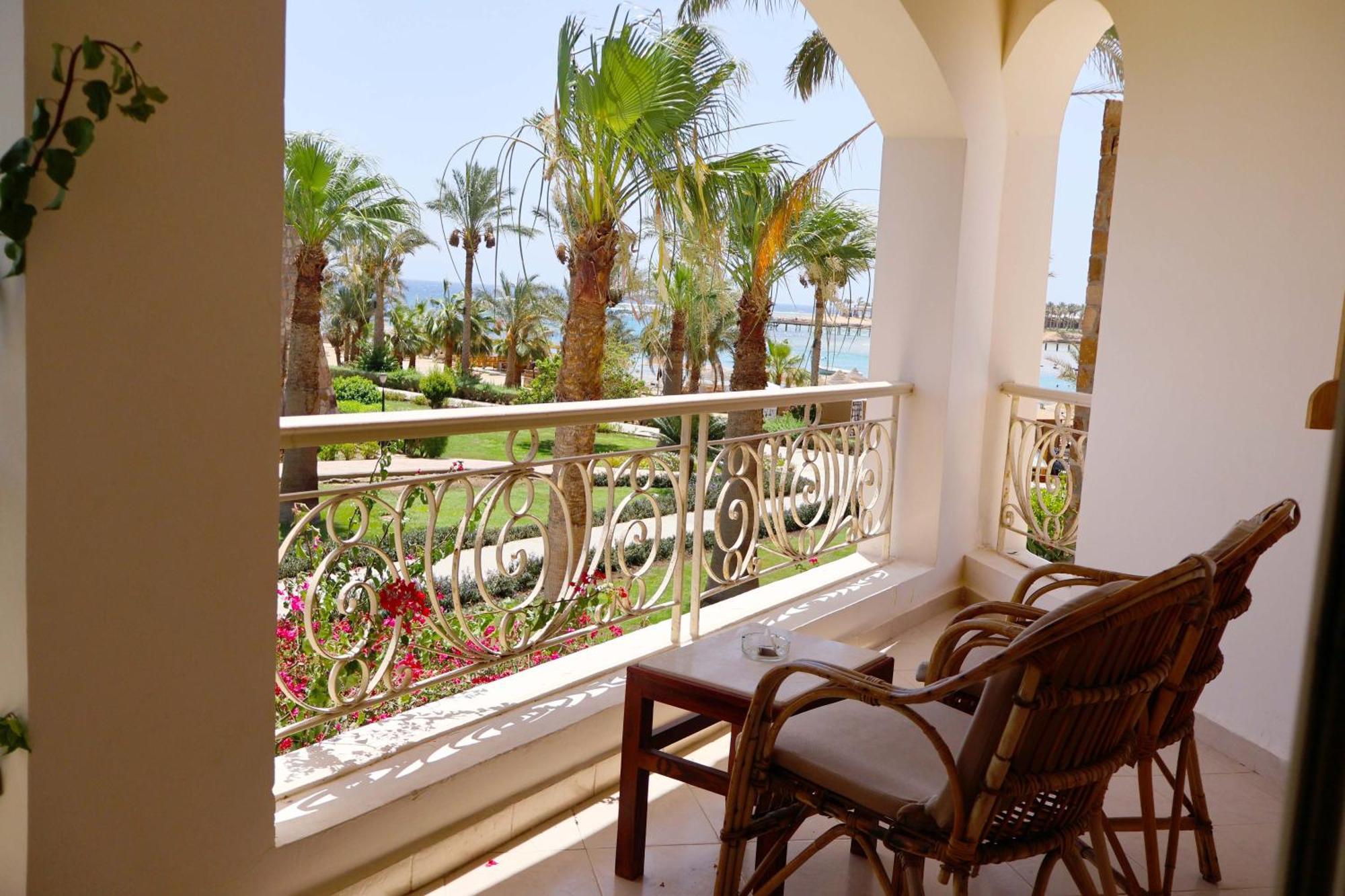 Brayka Bay Reef Resort Abu Dabbab Exterior foto