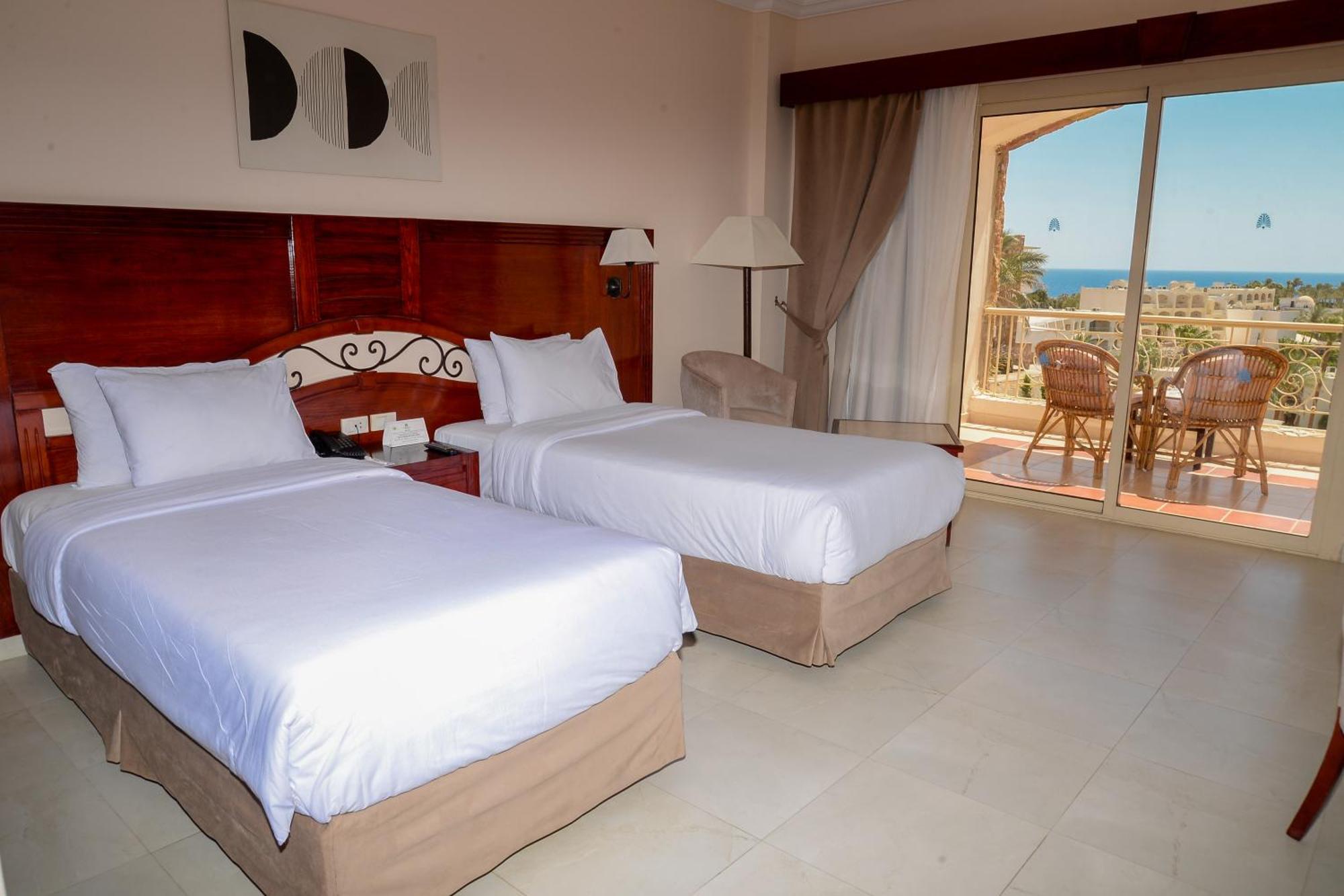 Brayka Bay Reef Resort Abu Dabbab Exterior foto