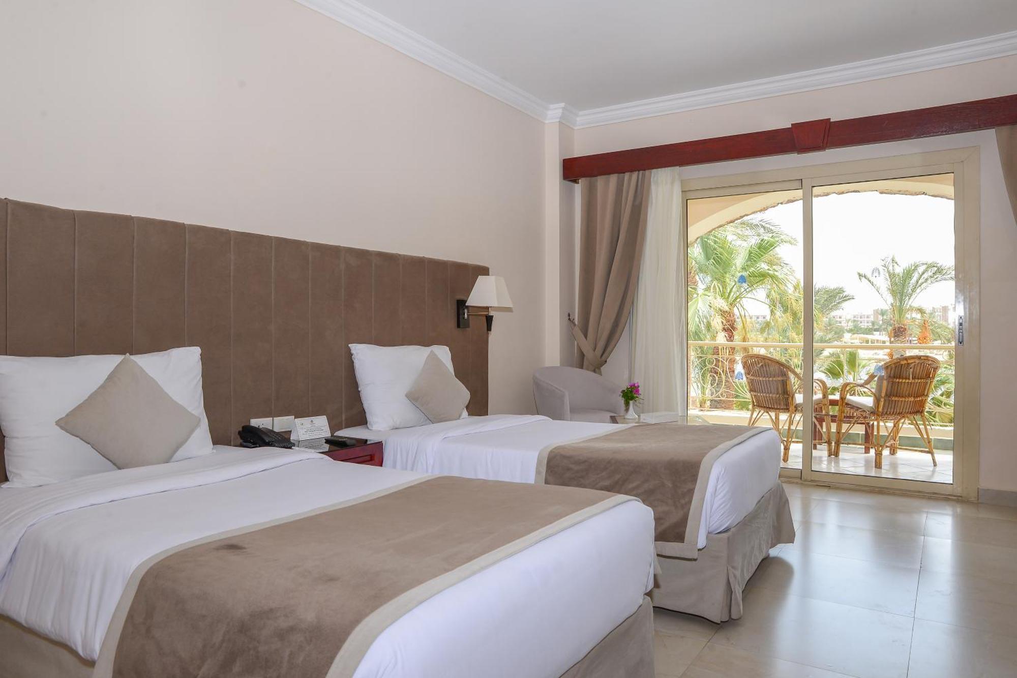 Brayka Bay Reef Resort Abu Dabbab Exterior foto